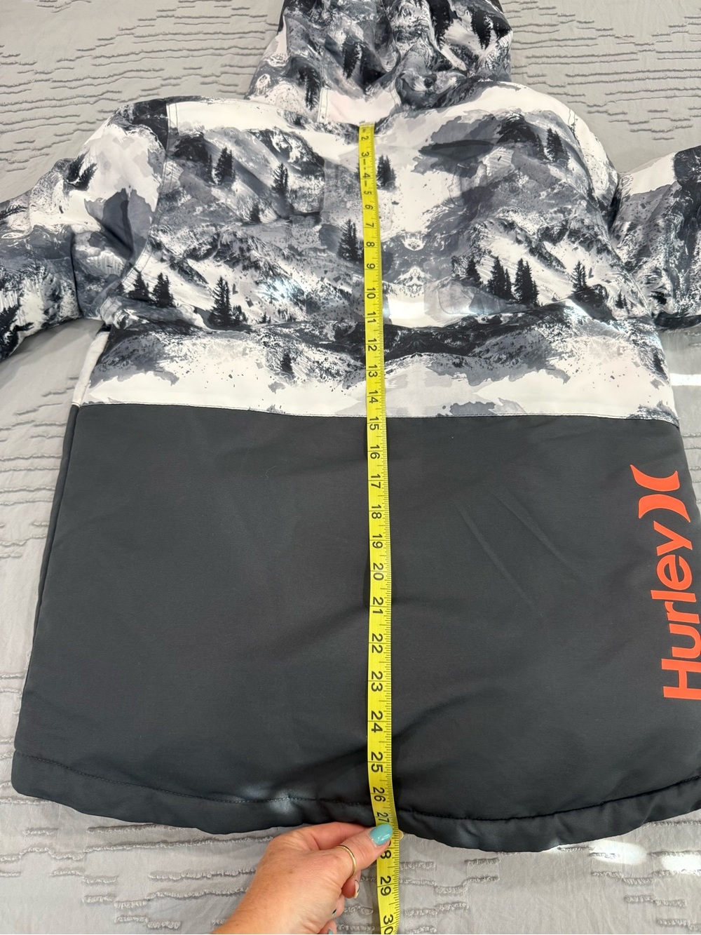 Hurley Black & Gray Snow Jacket with Orange Trim - Picture 13 of 14